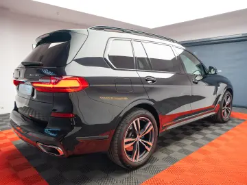 BMW X7 xDrive 40i Pano H&K R21