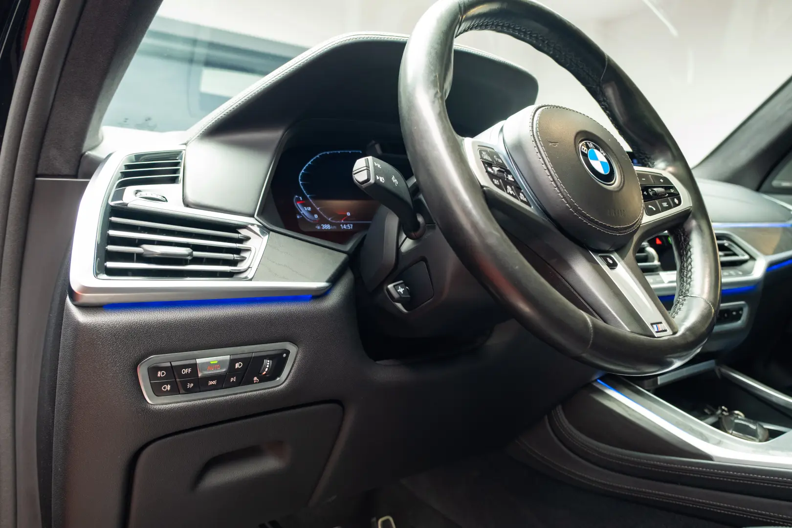 BMW X7 xDrive 40i Pano H&K R21