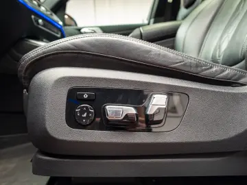 BMW X7 xDrive 40i Pano H&K R21