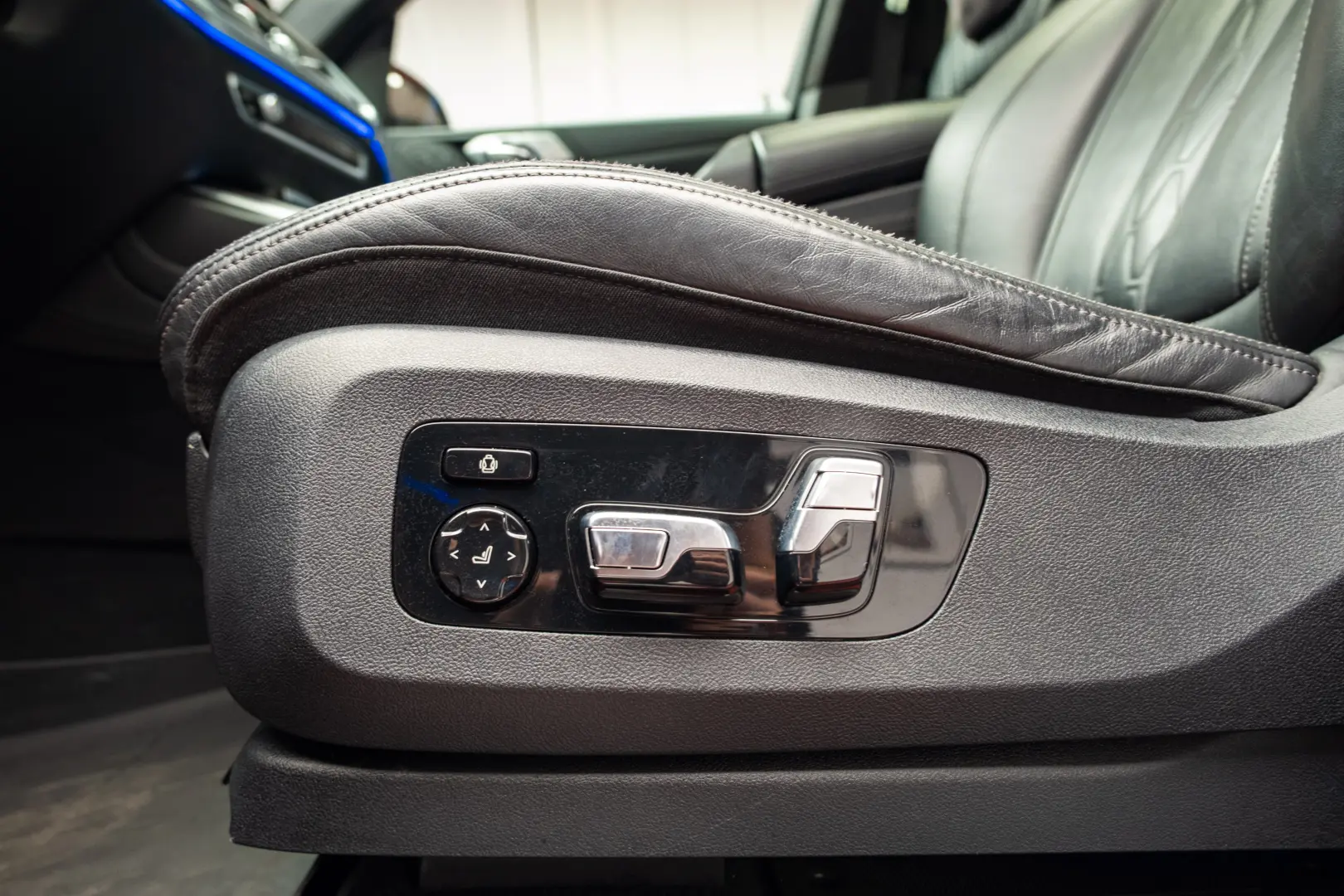 BMW X7 xDrive 40i Pano H&K R21
