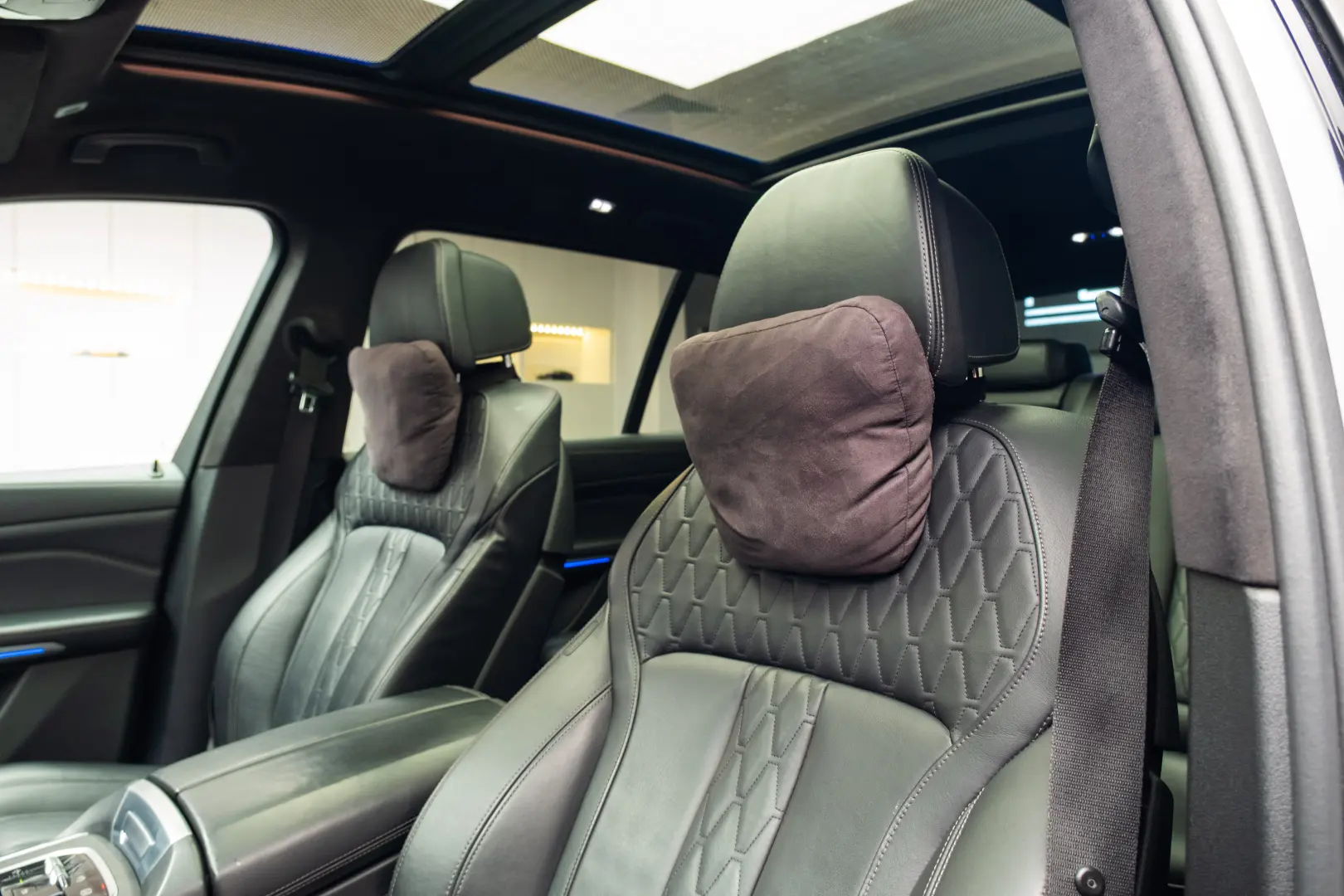 BMW X7 xDrive 40i Pano H&K R21