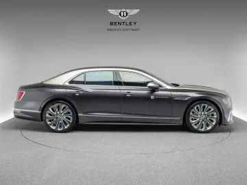 Bentley Flying Spur Mulliner / Duo-Tone