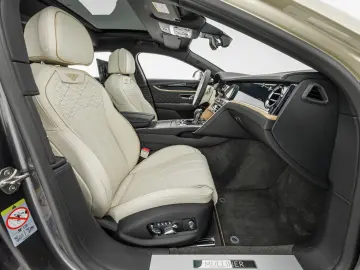 Bentley Flying Spur Mulliner / Duo-Tone