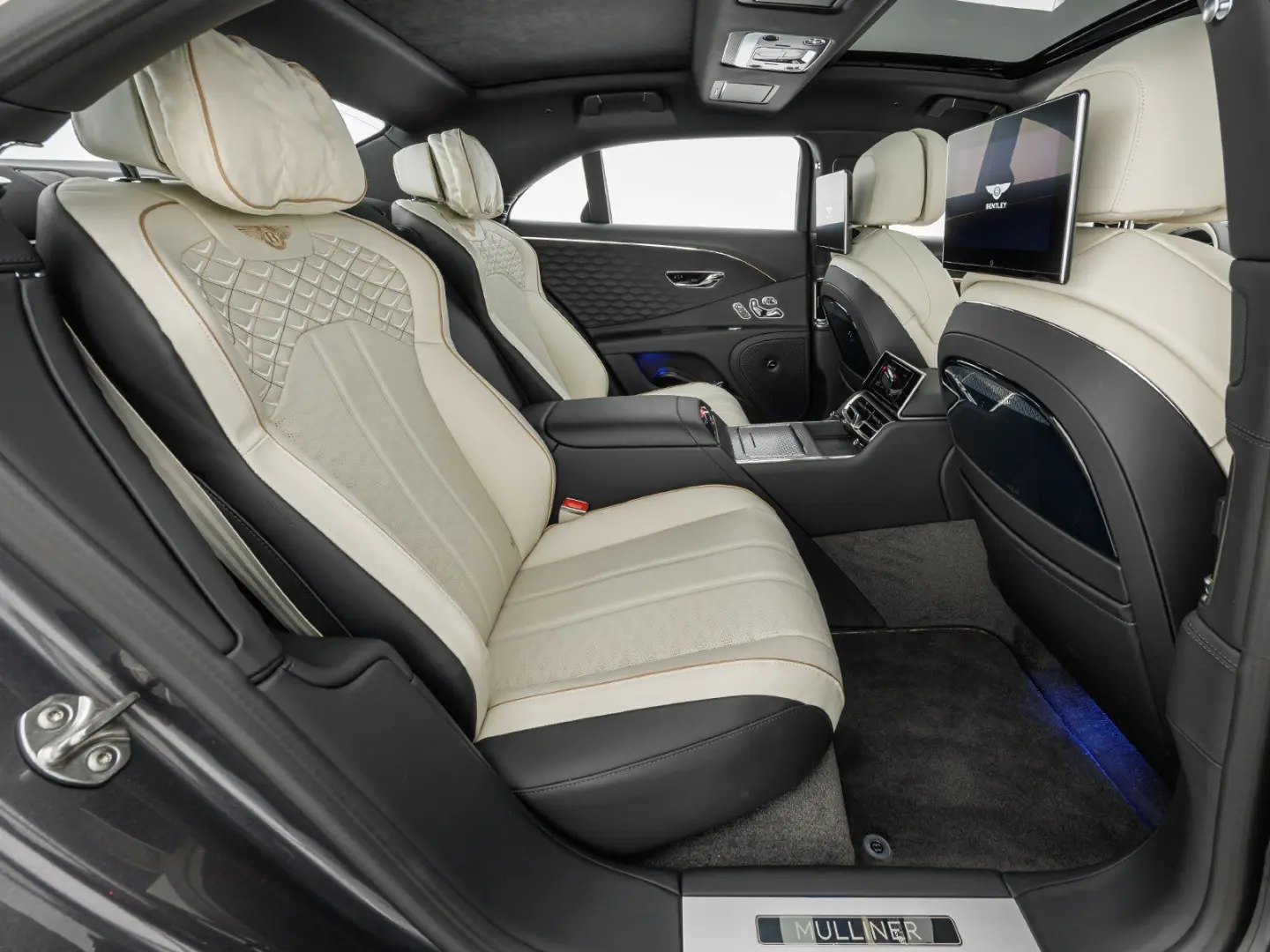 Bentley Flying Spur Mulliner / Duo-Tone