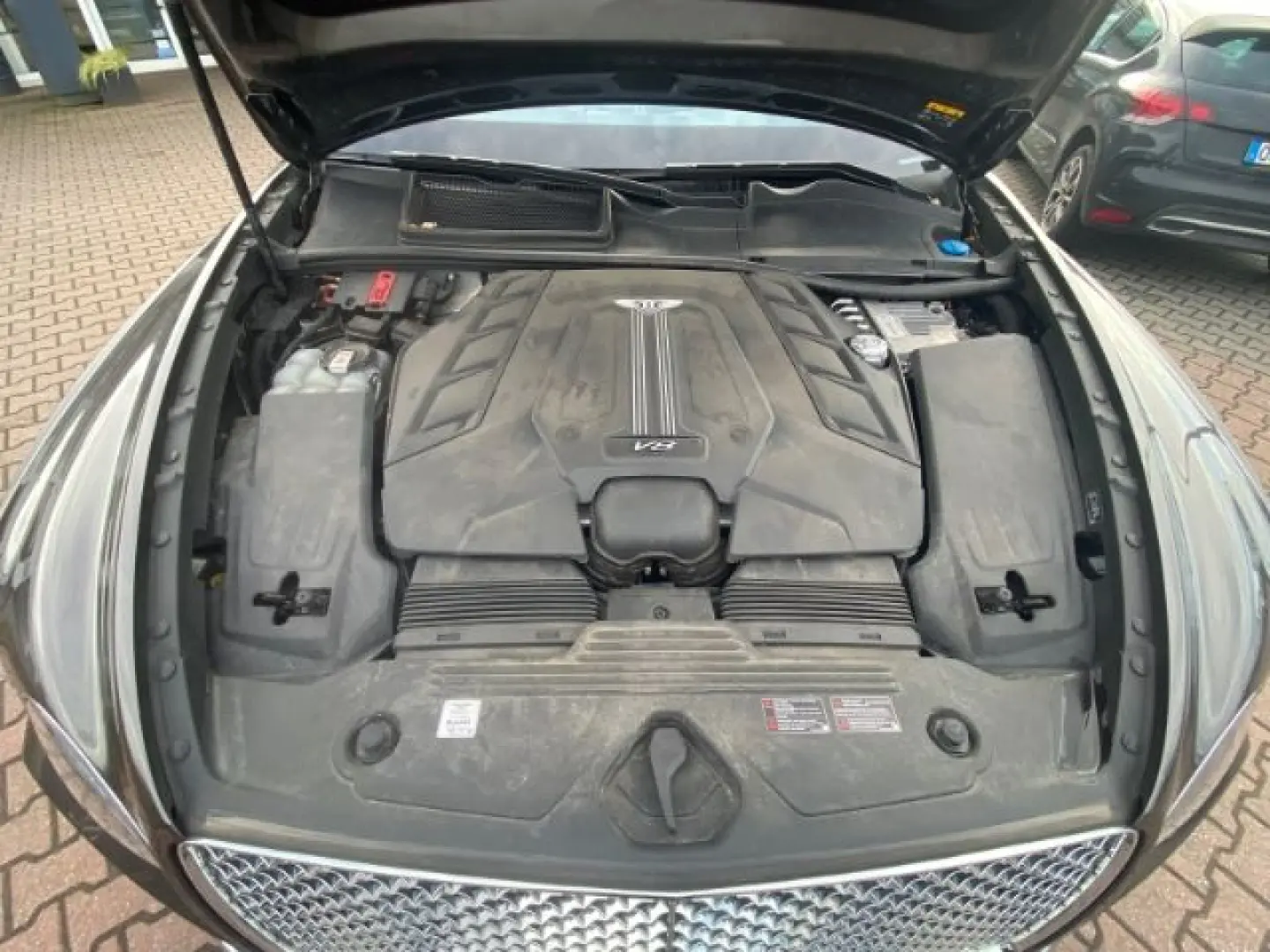 Bentley Bentayga Mulliner First Edition 22°Naim Airmatic