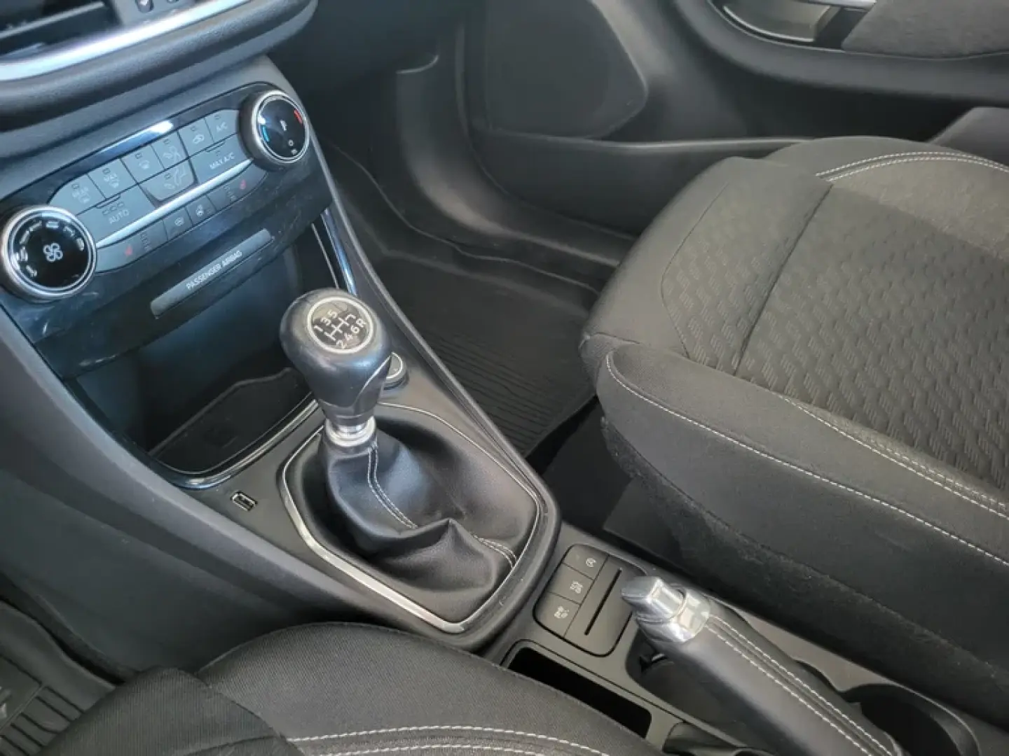Ford Puma 1,0 EcoBoost Hybrid Titanium Design