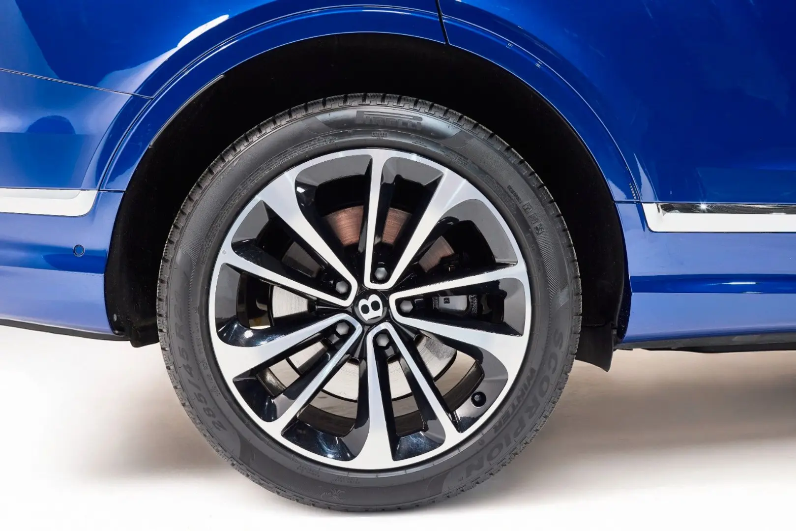 Bentley Bentayga  V8 Azure 4WD