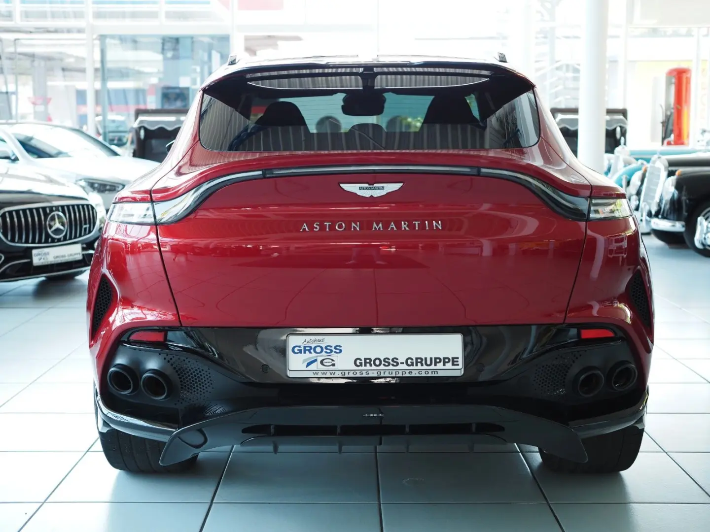 Aston Martin DBX707 4.0 V8  Q-Edition