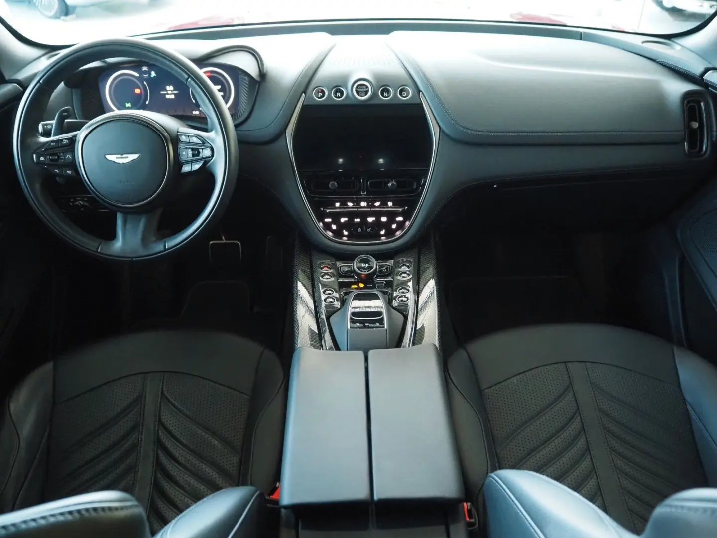 Aston Martin DBX707 4.0 V8  Q-Edition