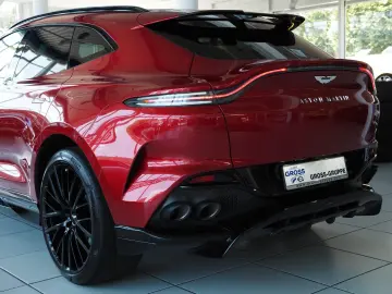 Aston Martin DBX707 4.0 V8  Q-Edition