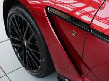 Aston Martin DBX707 4.0 V8  Q-Edition