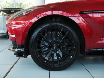 Aston Martin DBX707 4.0 V8  Q-Edition