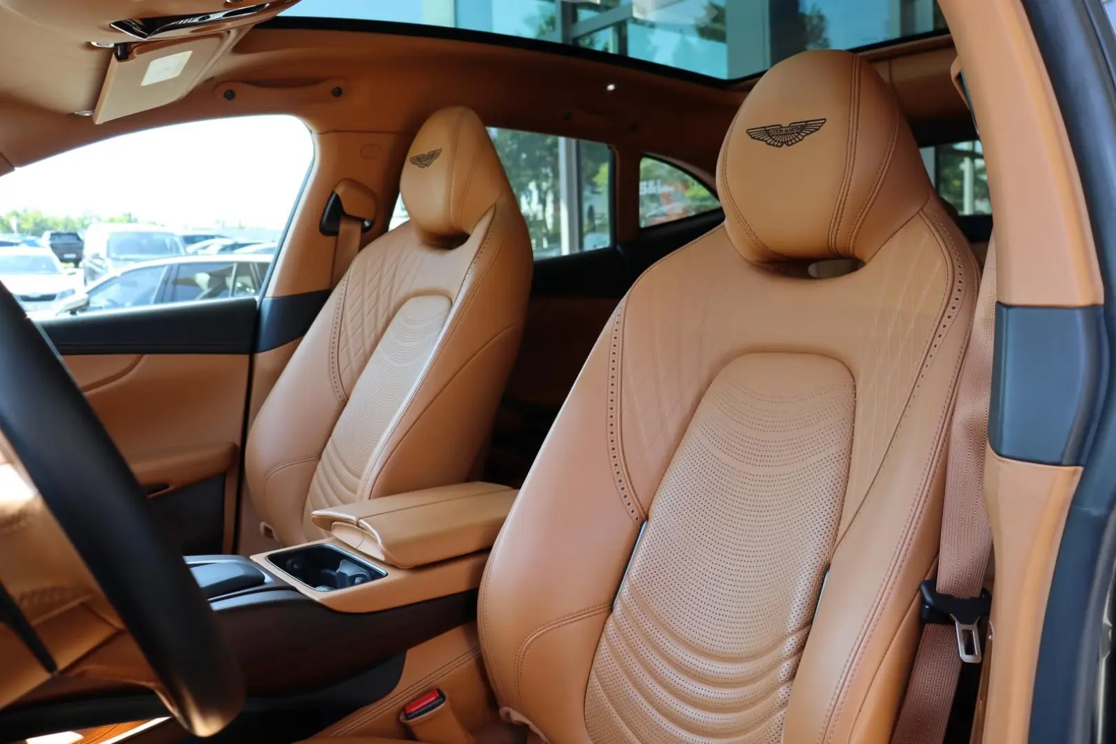 Aston Martin DBX