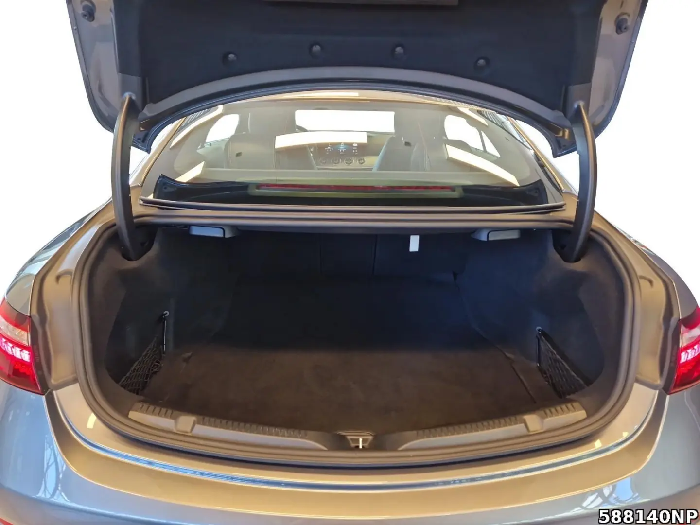 E 400 d 4matic Coupé AMG Pano Head-up LED Sound