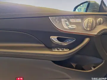 E 400 d 4matic Coupé AMG Pano Head-up LED Sound