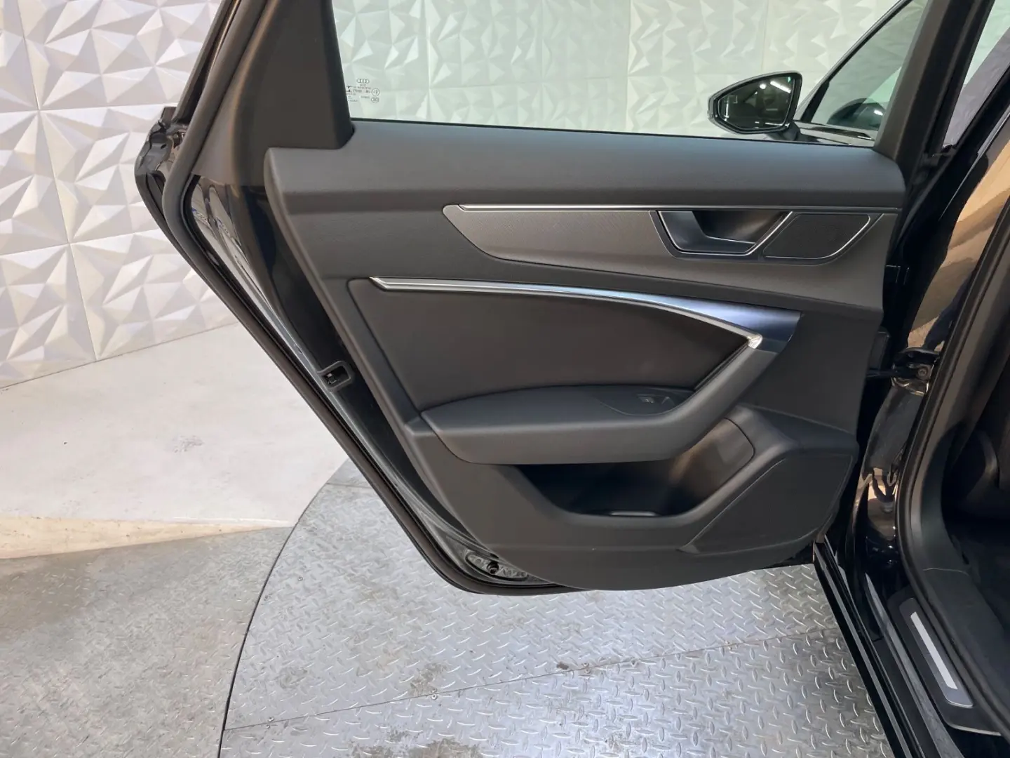 A6 Lim. 55 TFSI quattro sport+VOLCONA+PANO+DAB+
