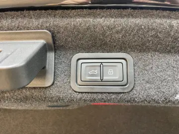 A6 Lim. 55 TFSI quattro sport+VOLCONA+PANO+DAB+