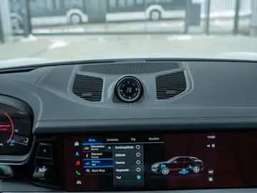 Porsche Cayenne Coupe