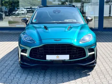 Aston Martin DBX707