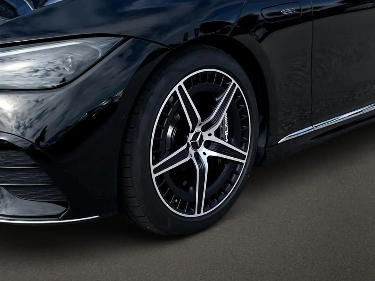 EQE 53 AMG 4M+ PREMIUM*Pano*Sitzklima*HAL*AIR*Bu