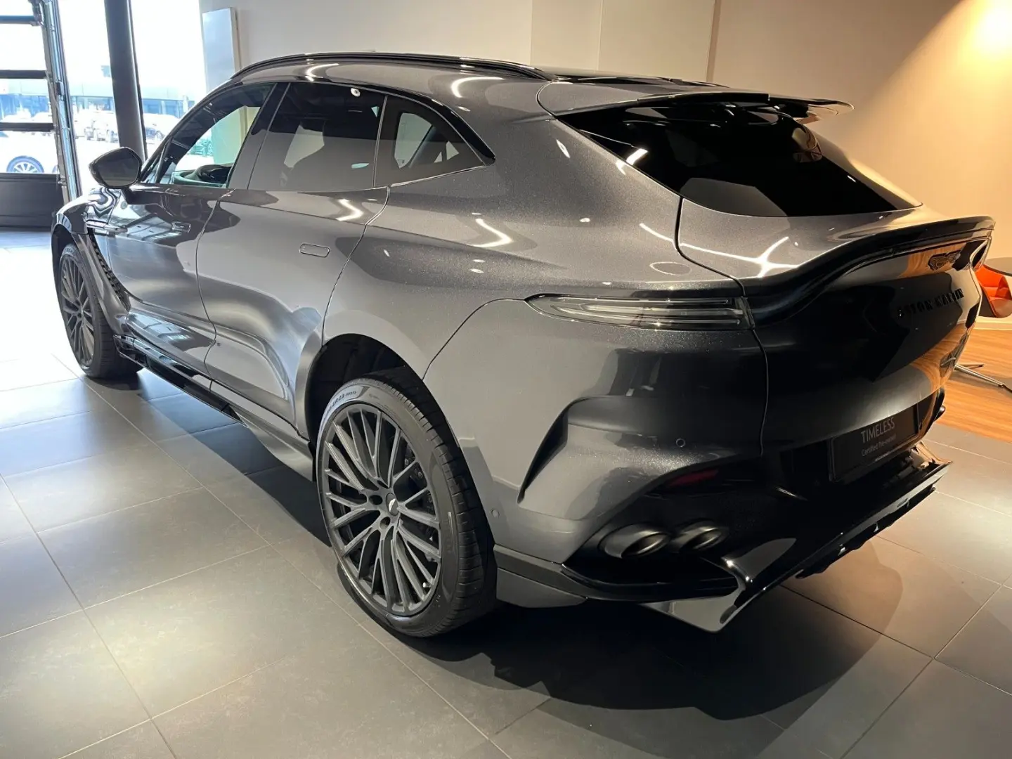 Aston Martin DBX 707 - Xenon Grey - 23 Zoll