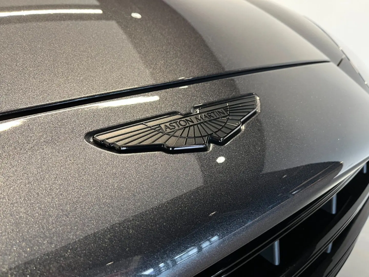 Aston Martin DBX 707 - Xenon Grey - 23 Zoll