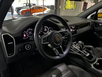 Porsche Cayenne e-Hybrid