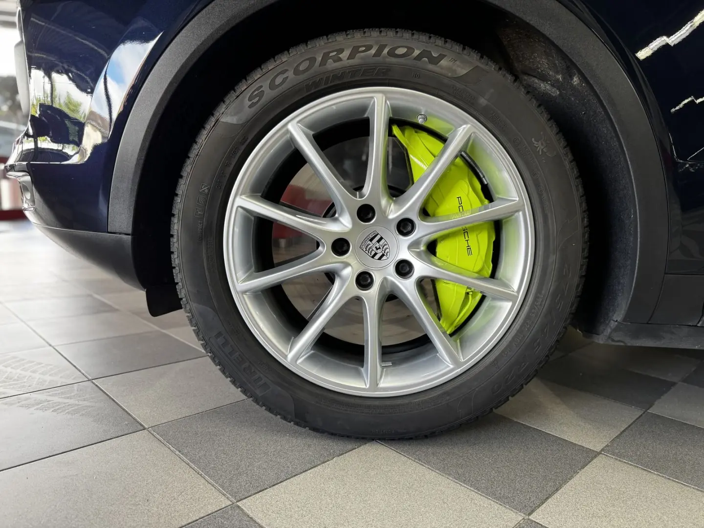 Porsche Cayenne e-Hybrid