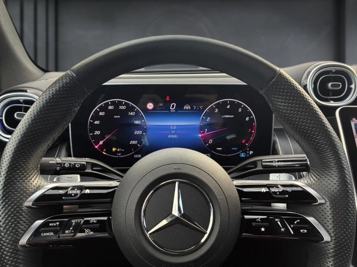 GLC 300 4M AMG Airmatic HUD Burm. DigitalLight