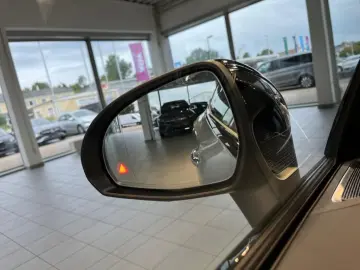 CLE 300 e AMG +MBUX+Navi+Pano+AHK+DigitalLight
