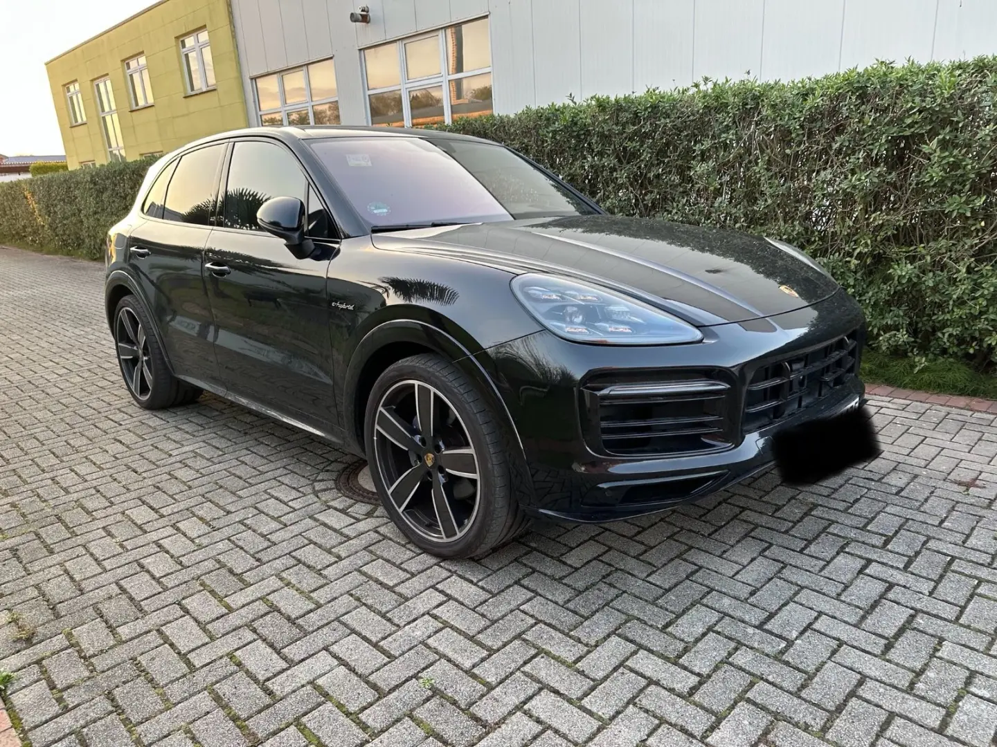 Porsche Cayenne E-Hybrid Sport Design + Chrono