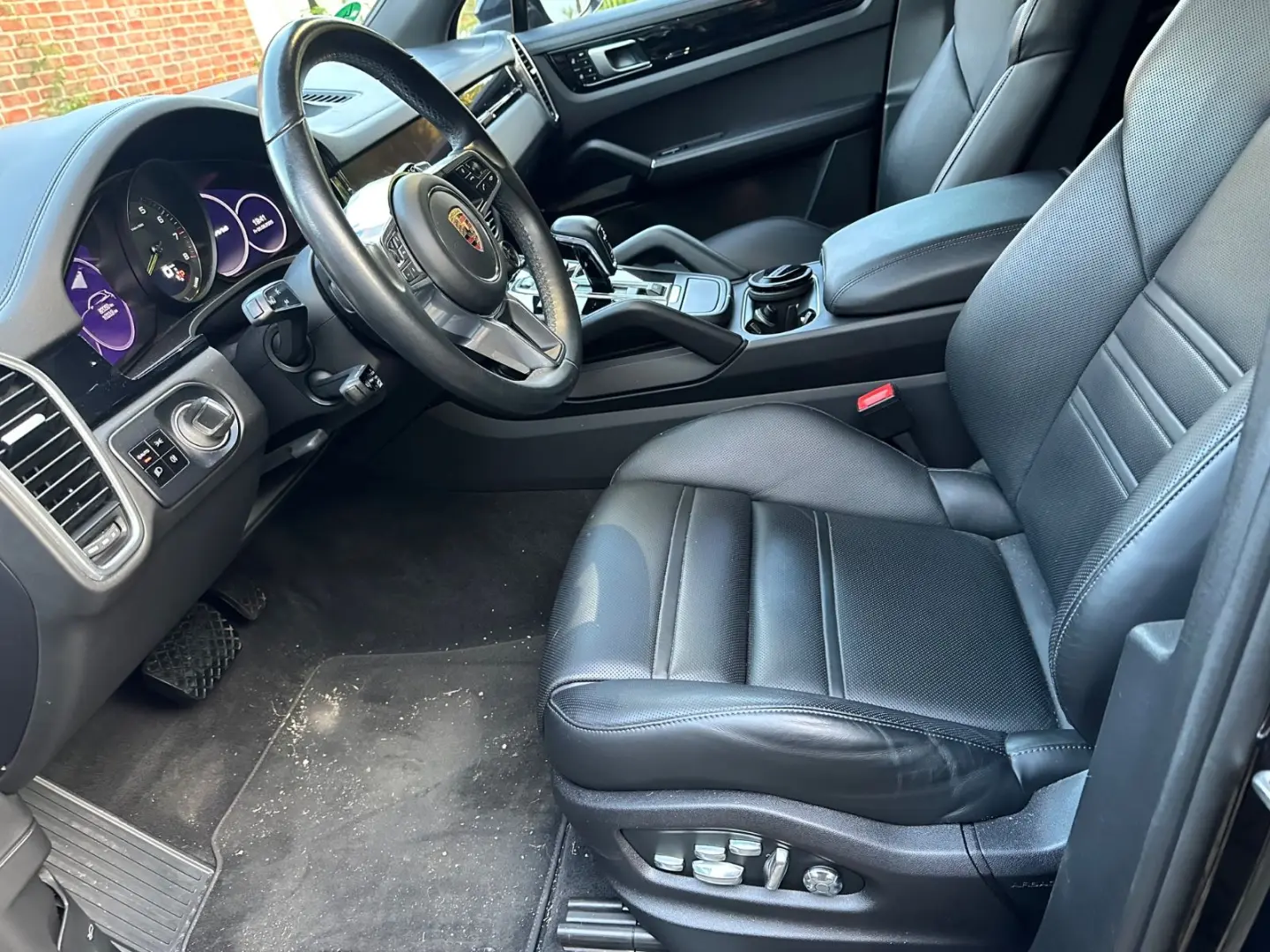 Porsche Cayenne E-Hybrid Sport Design + Chrono