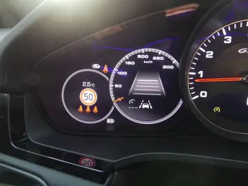 Porsche Cayenne GTS  PDLS+/PANO/22ZOLL/AIrSUSPENSION
