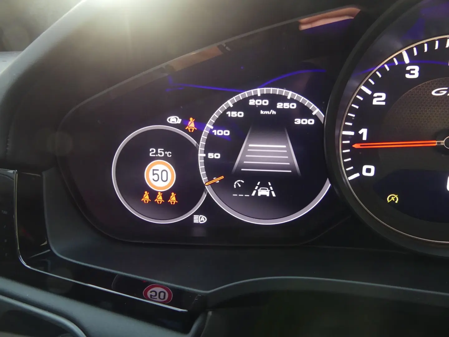 Porsche Cayenne GTS  PDLS+/PANO/22ZOLL/AIrSUSPENSION
