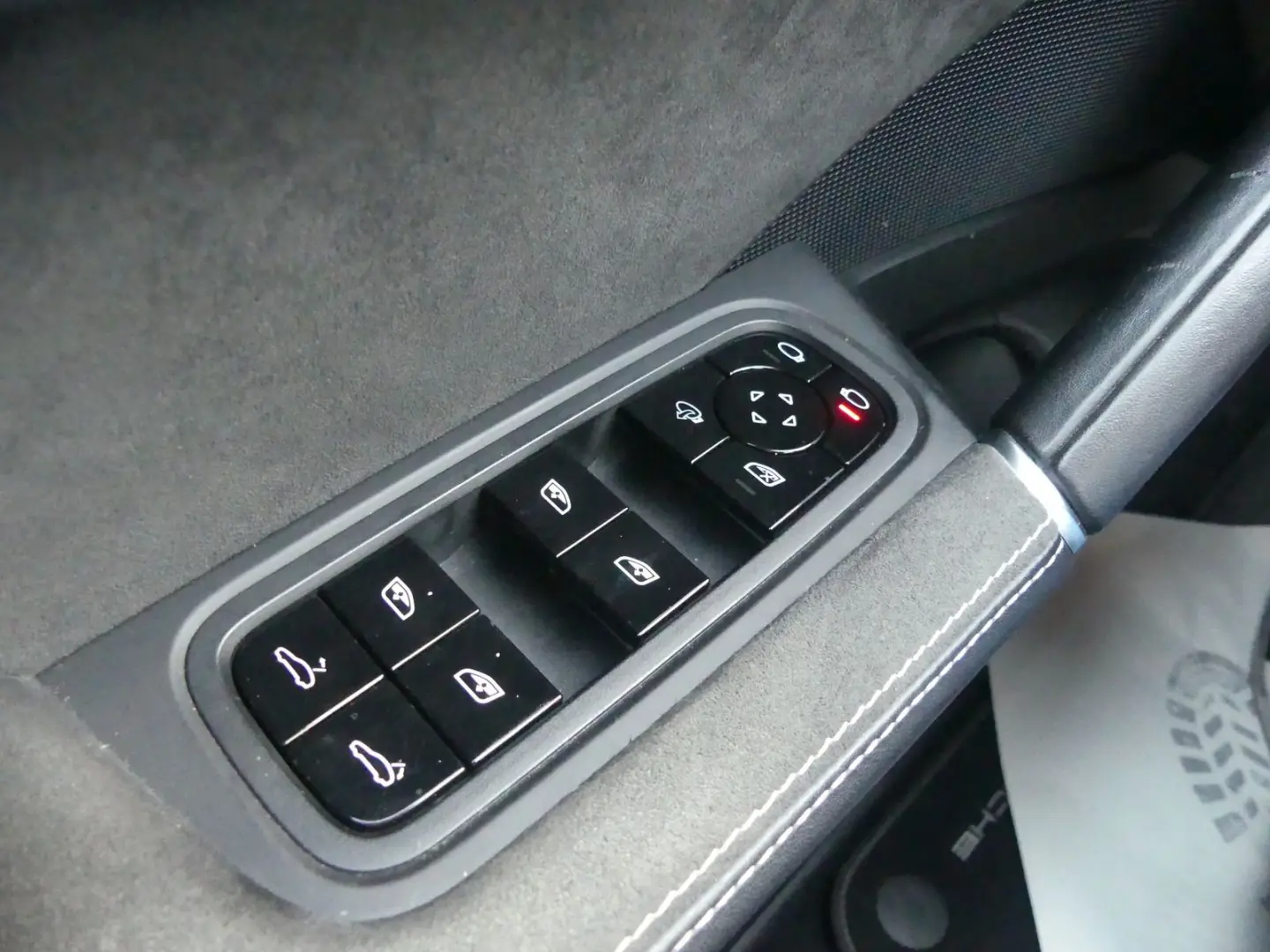 Porsche Cayenne GTS  PDLS+/PANO/22ZOLL/AIrSUSPENSION