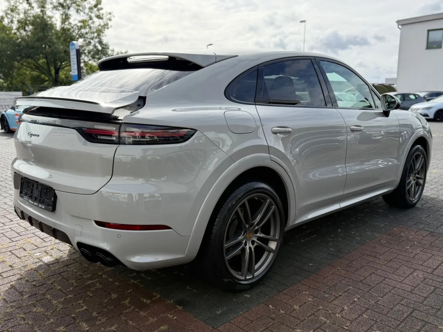 Porsche Cayenne Coupe Platinum Edition  *Chrono