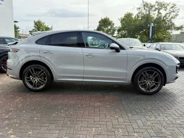 Porsche Cayenne Coupe Platinum Edition  *Chrono