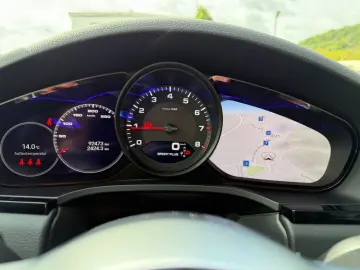 Porsche Cayenne Coupe Platinum Edition  *Chrono