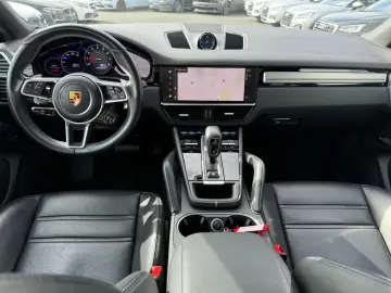 Porsche Cayenne Coupe Platinum Edition  *Chrono