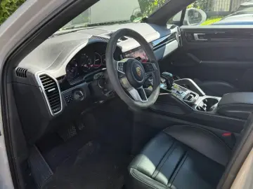 Porsche Cayenne E hybrid Coupé