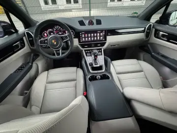 Porsche Platinum Edition/