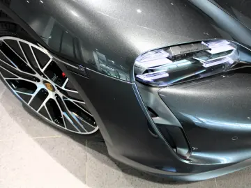 Porsche Taycan 4S Sport Turismo