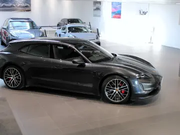 Porsche Taycan 4S Sport Turismo