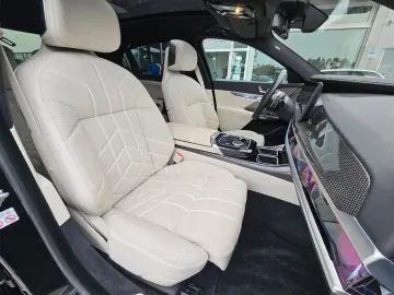 740 d xD +Executive Fond/Connoisser Paket