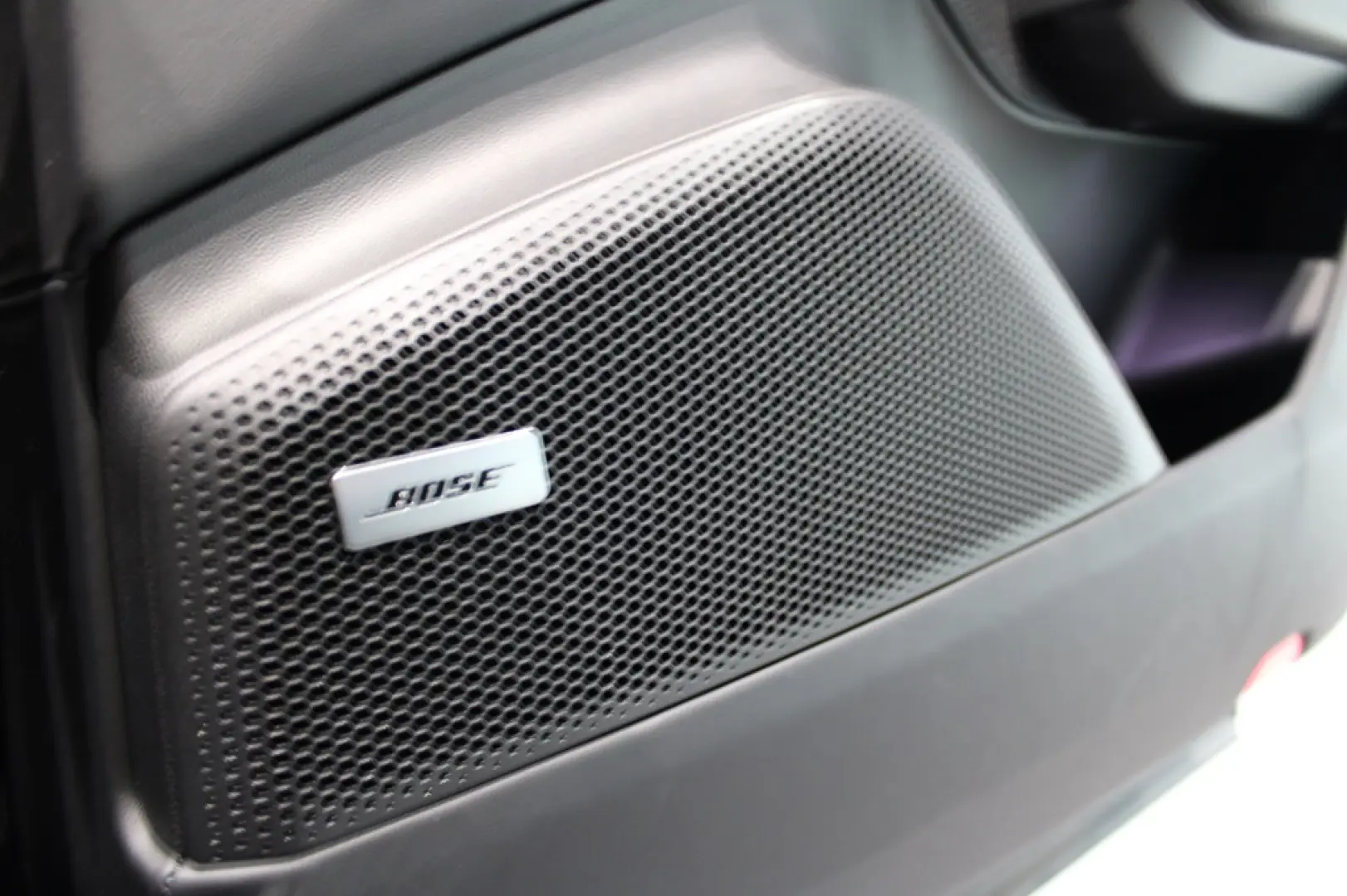Porsche Macan Turbo Electric