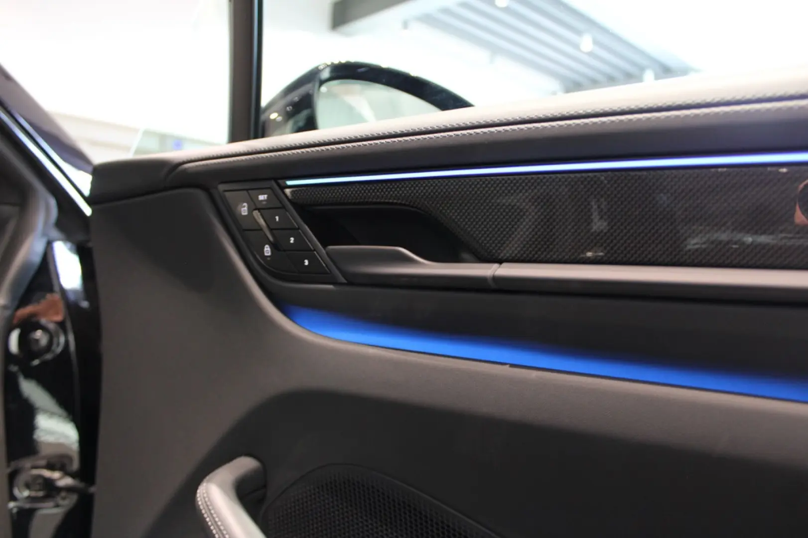Porsche Macan Turbo Electric