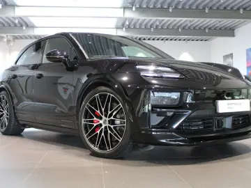 Porsche Macan Turbo Electric