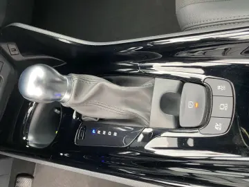 C-HR 1.8 Hybrid Team D *LED*ACC*Kamera*Navi*TWA*