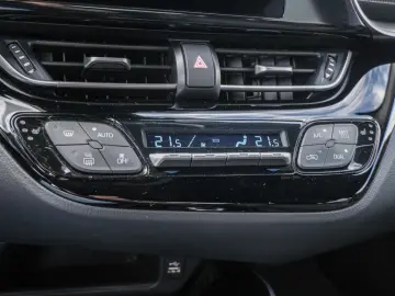 C-HR 2.0 Hybrid Team D SHZ KAMERA NAVI ACC LED