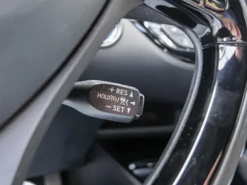 C-HR 2.0 Hybrid Team D SHZ KAMERA NAVI ACC LED